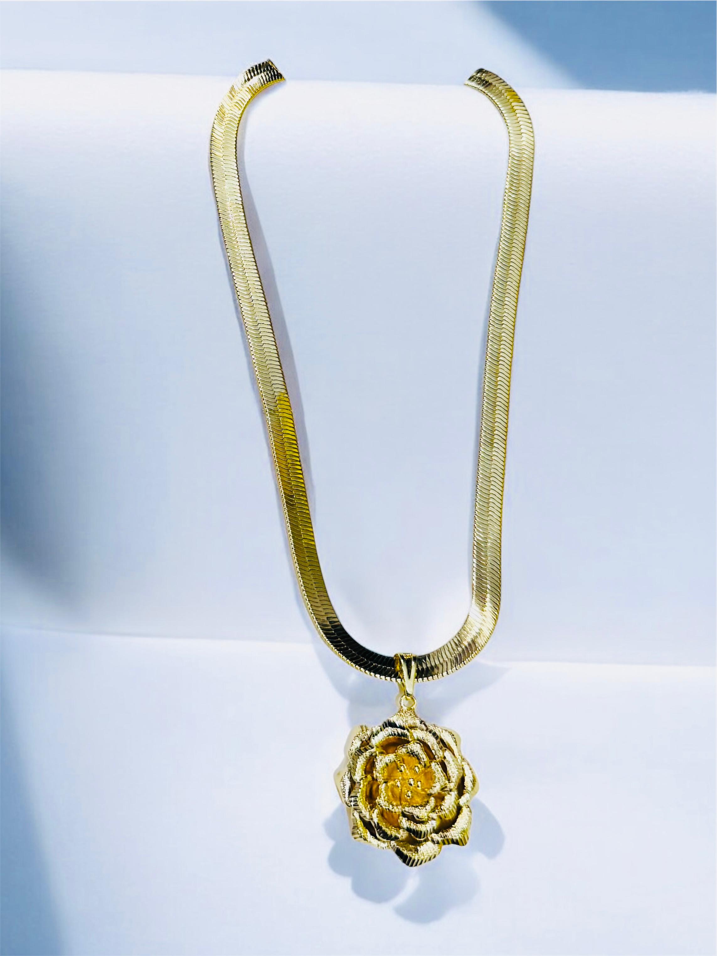 cadena con dije